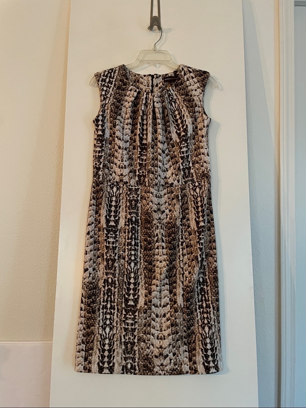 Dana Buchman Sleeveless Sheath Dress Animal Print Ivory Brown